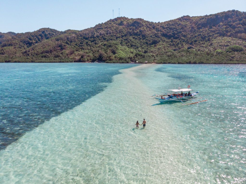 isla de las serpientes el nido