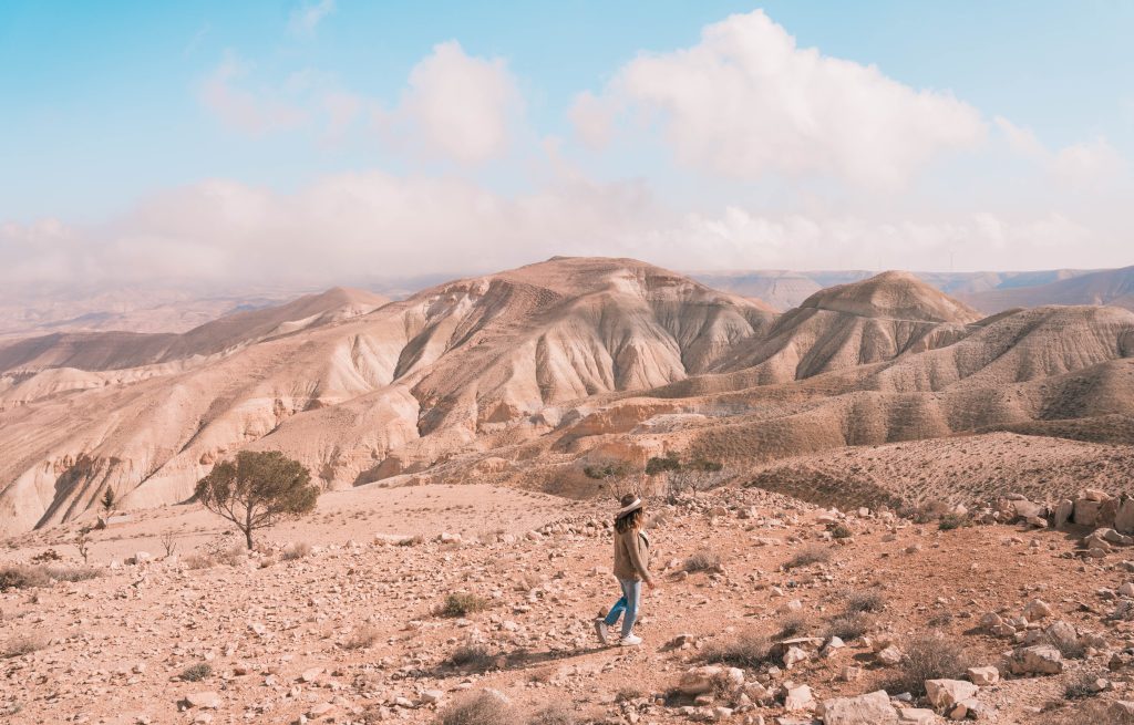 travel alone in jordan